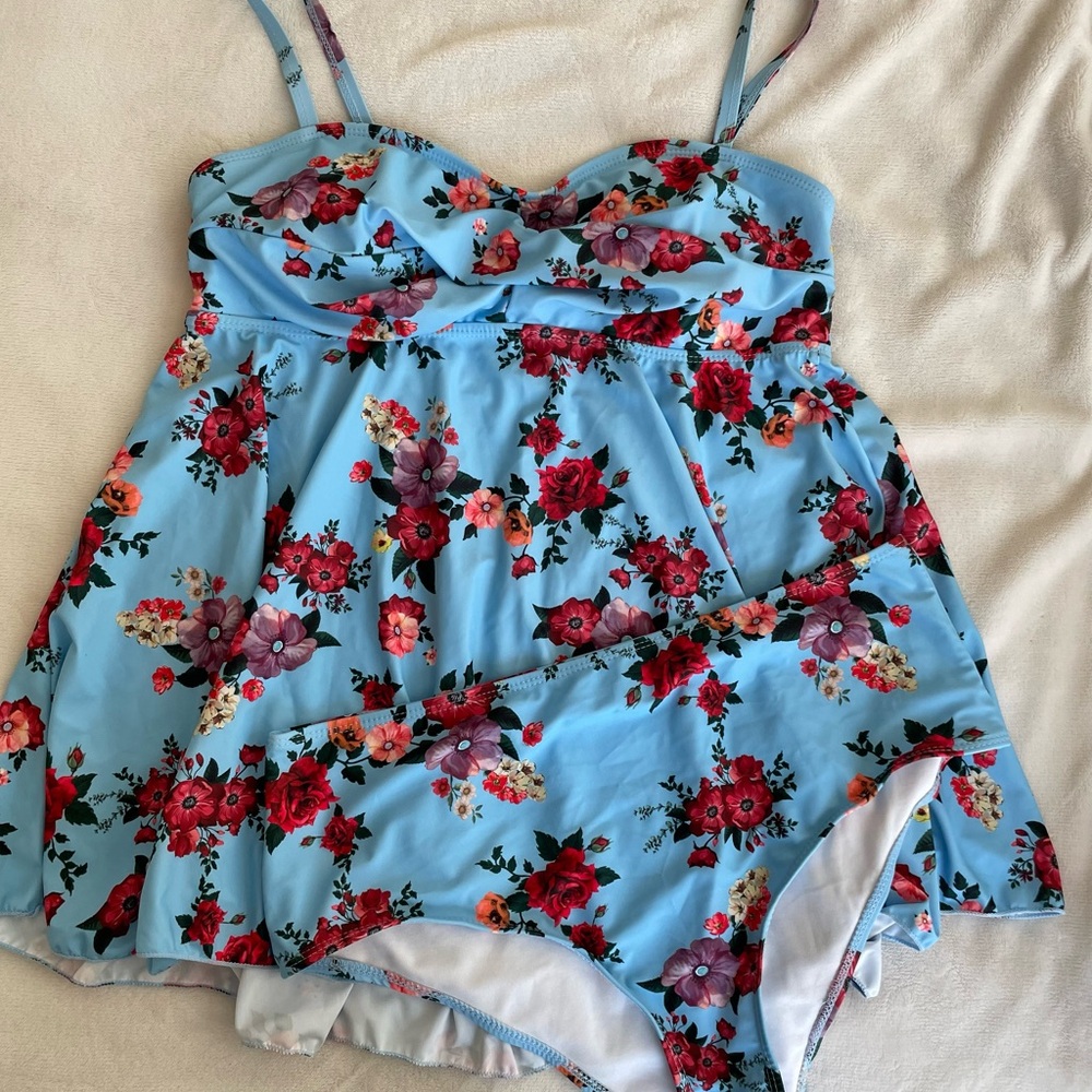2-piece Swim Suit Size 2XL